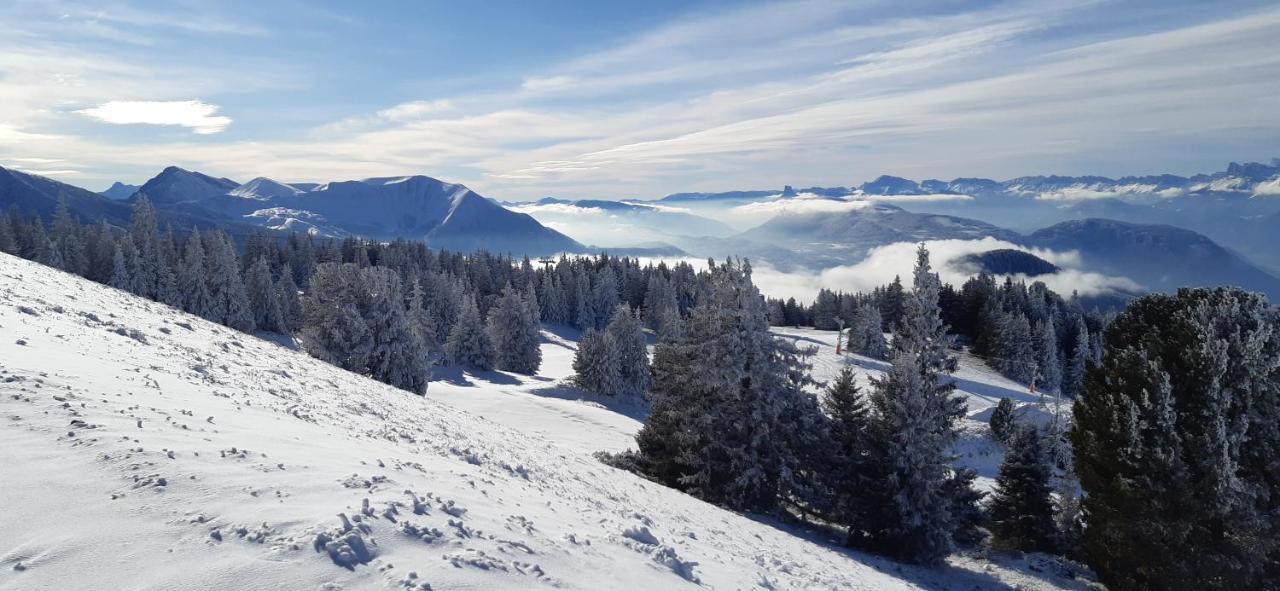 Studio Aux Pieds Des Pistes Roche Beranger Chamrousse Eksteriør billede
